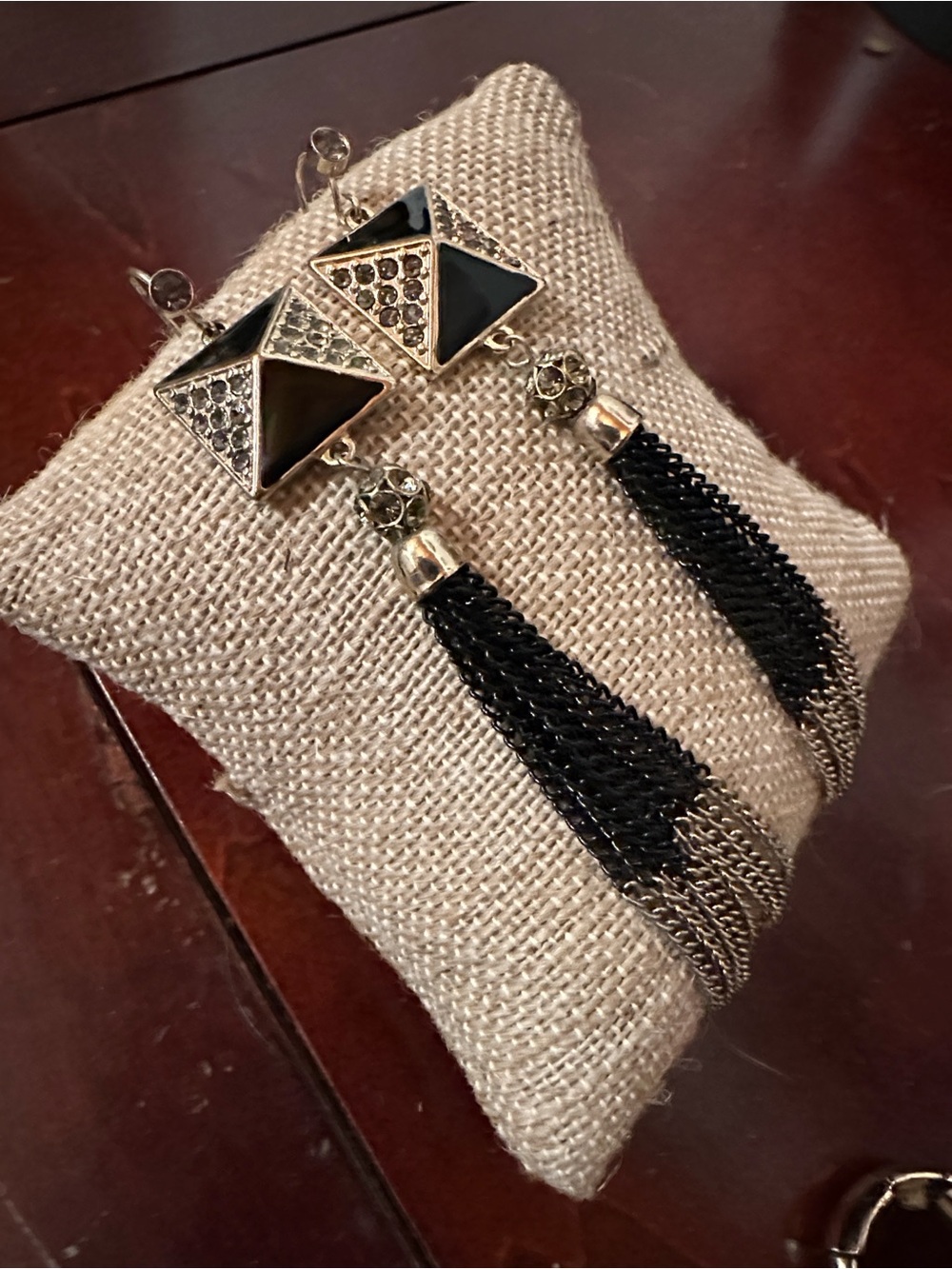 Vera Wang Art Deco Style Gold &Black Geometric Tassel Earrings Set Jewelry